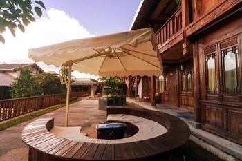 Lijiang Banshan Yunfu Boutique Hostel Экстерьер фото